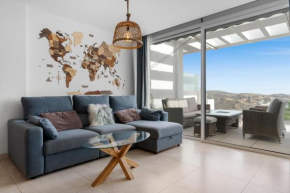Stunning place in Casa Banderas w Pool, padel, gym by Costarentals - Ref 74